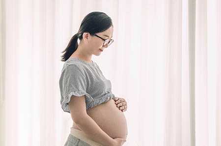 怀孕53天香港验血准不准,男性备孕期间可以喝茶吗 备孕喝茶是好还是坏呢？